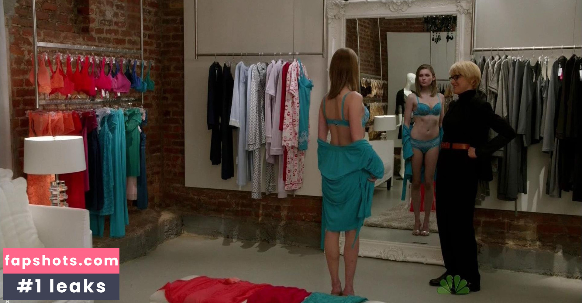 Hayley Griffith nude babe gallery