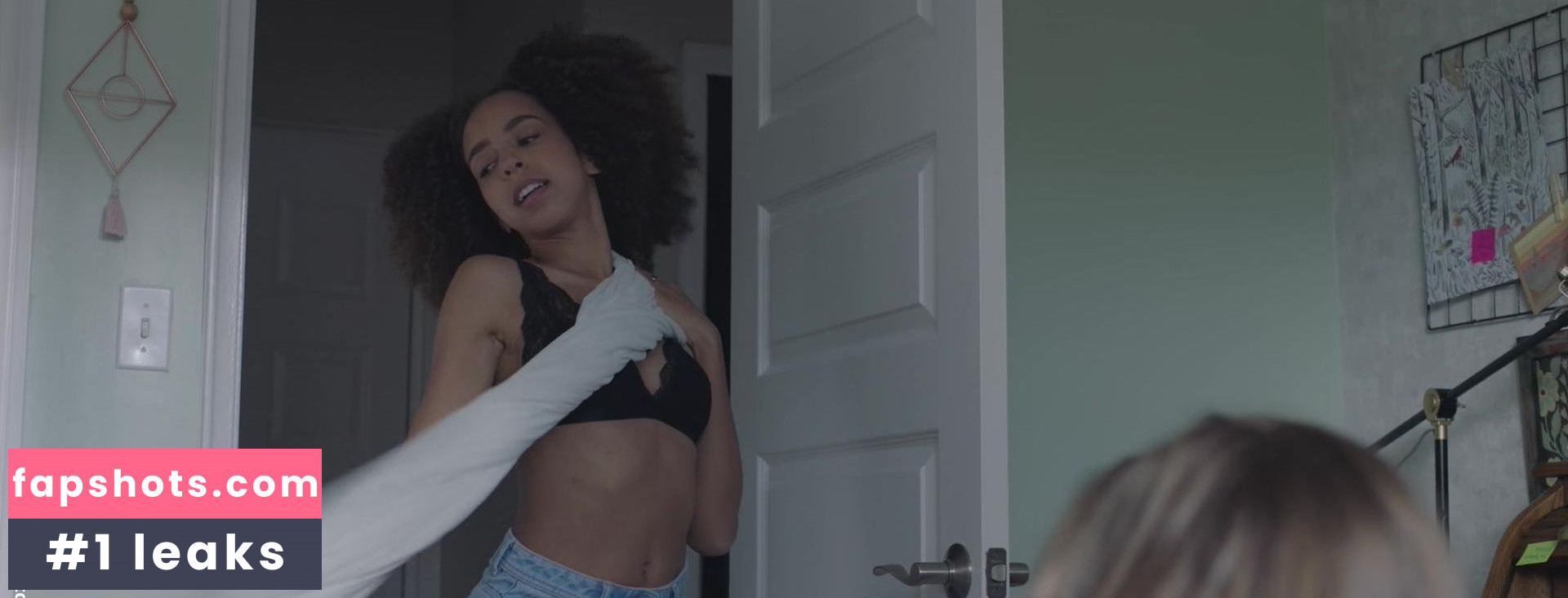 Hayley Law gallery photo #2