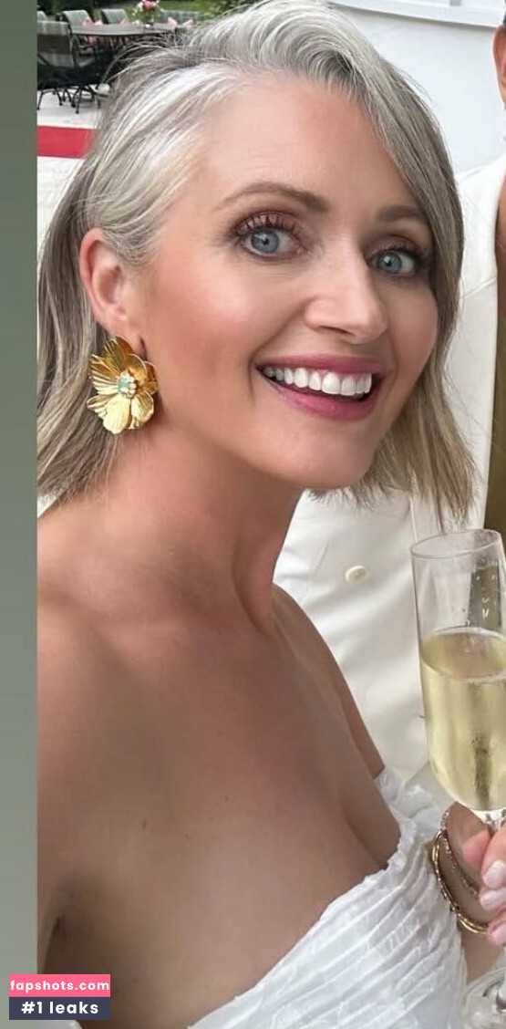 Hayley McQueen Nude Leaks OnlyFans Photos #3 - LeakJerk