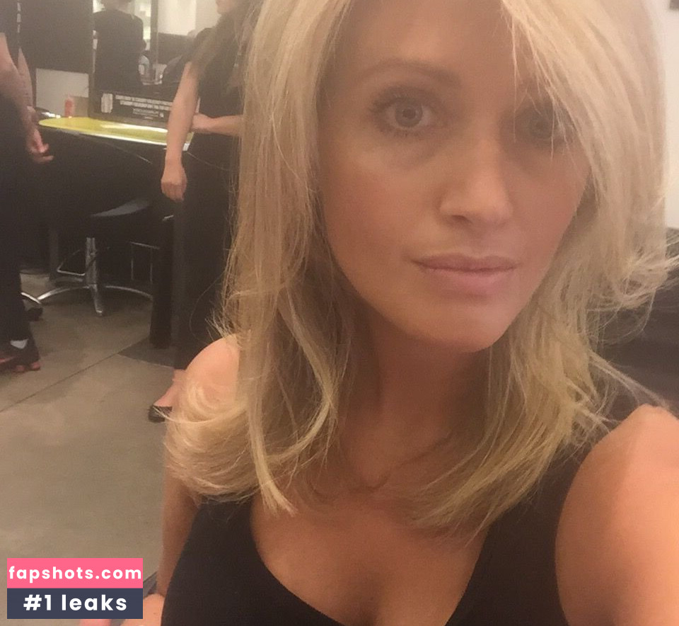 Hayley McQueen Nude Leaks OnlyFans Photos #27 - LeakJerk