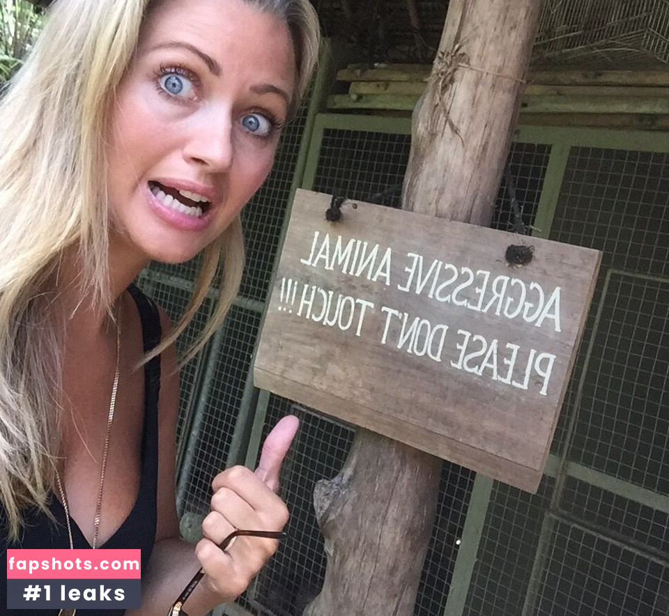 Hayley McQueen Nude Leaks OnlyFans Photos #43 - LeakJerk