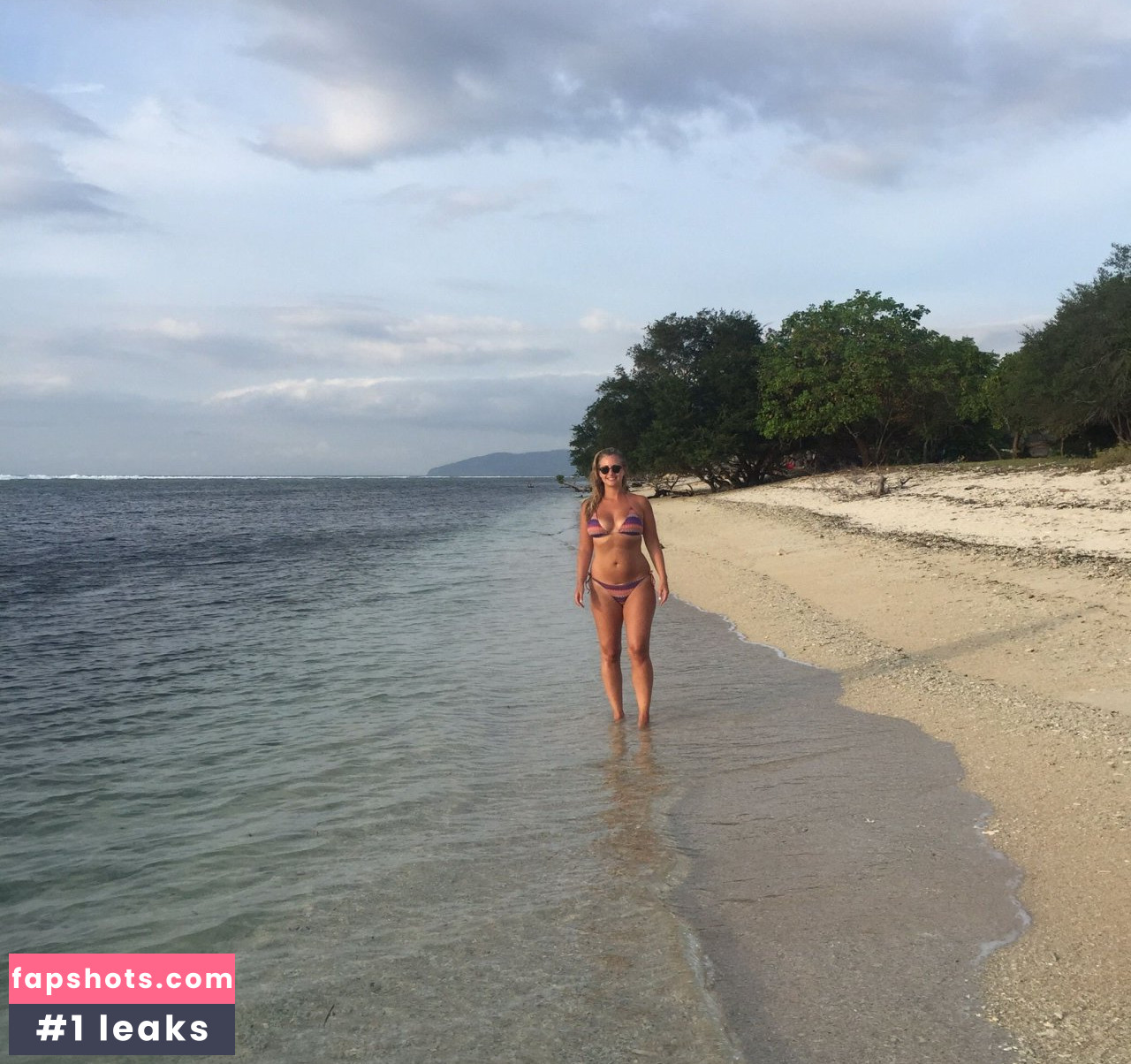 Hayley McQueen Nude Leaks OnlyFans Photos #50 - LeakJerk