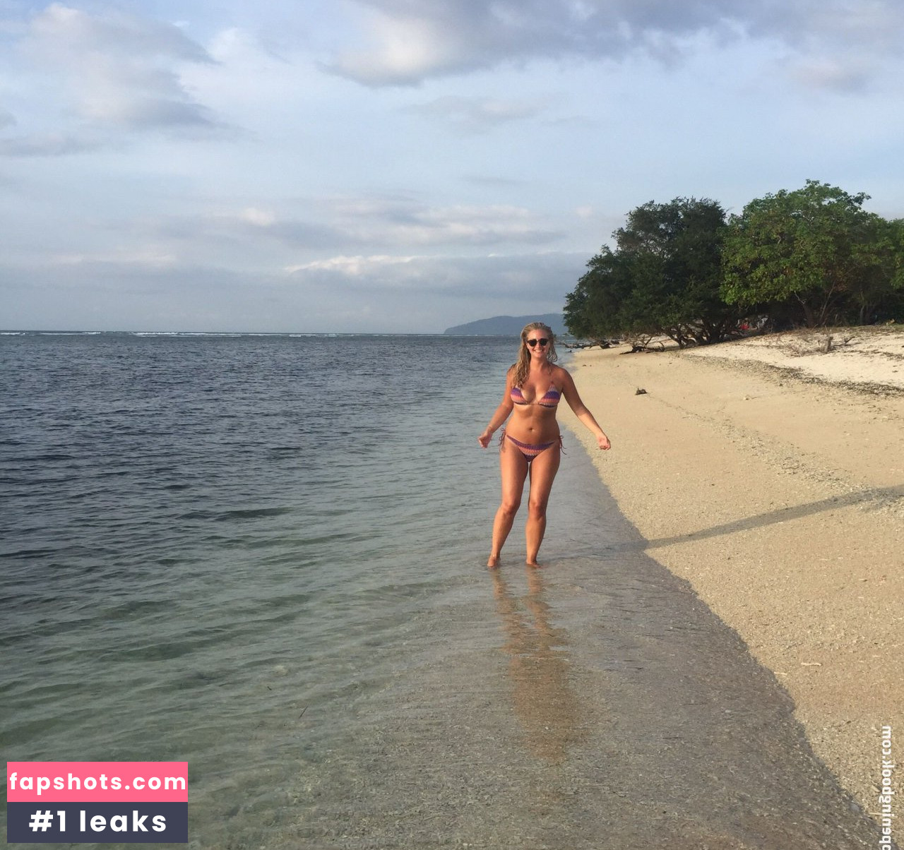 Hayley McQueen Nude Leaks OnlyFans Photos #59 - LeakJerk