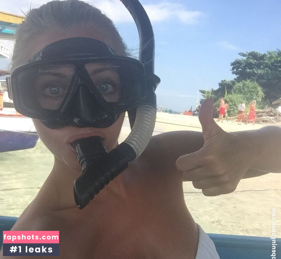 Hayley McQueen Nude Leaks OnlyFans Photos #67 - LeakJerk