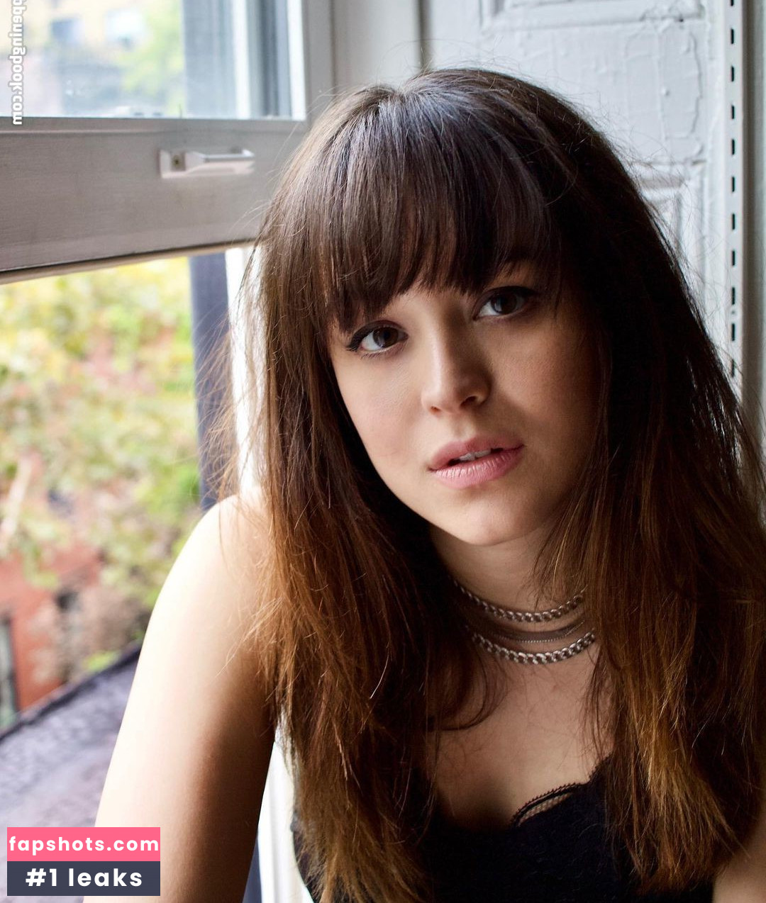 Hayley Orrantia Filtración Desnuda OnlyFans Foto #27 - Fapshots