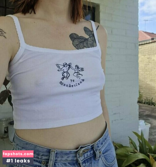 hayleyundone gallery photo #7