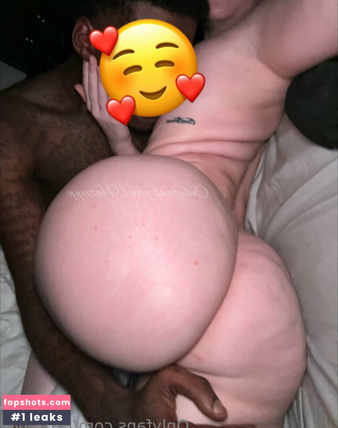 hazeyyefree nude babe gallery