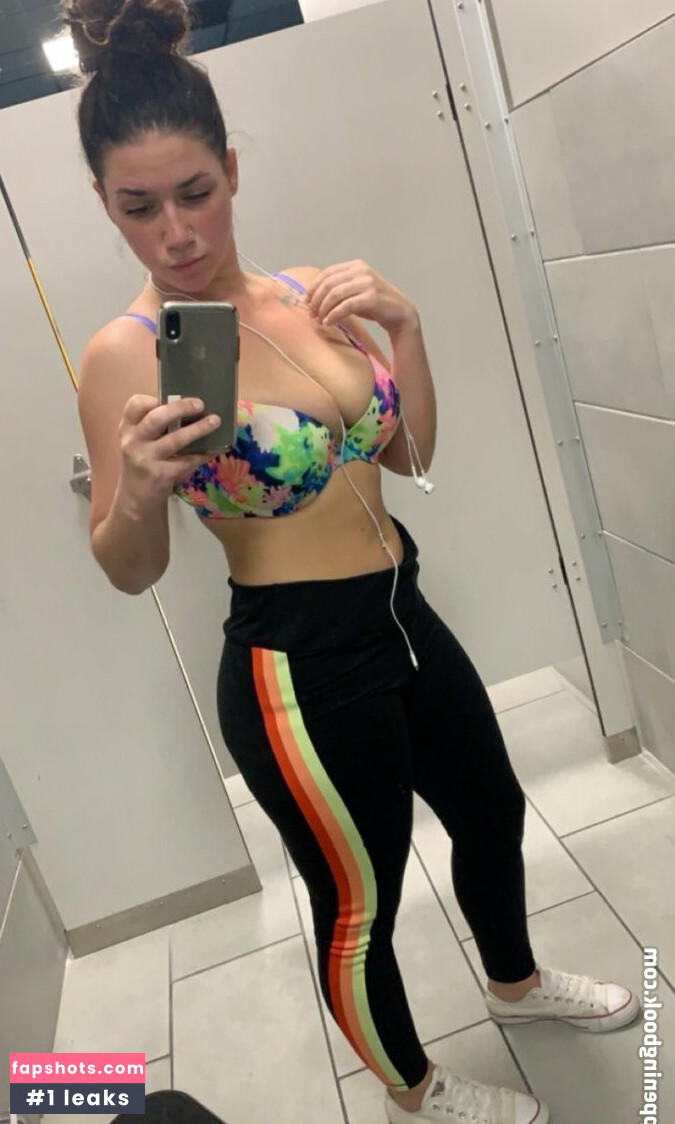 Heather Davis gallery photo #10