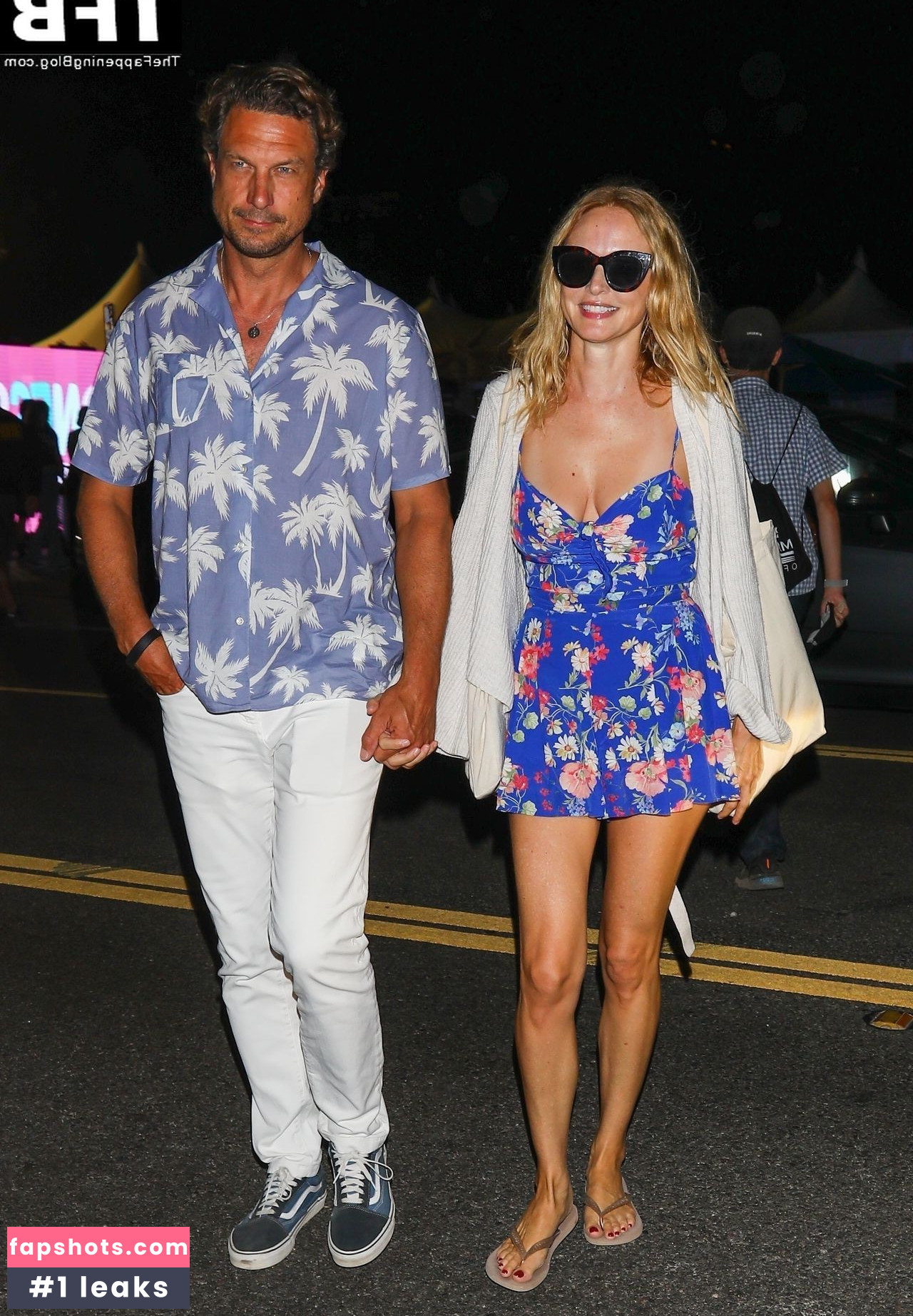 Heather Graham gallery photo #144