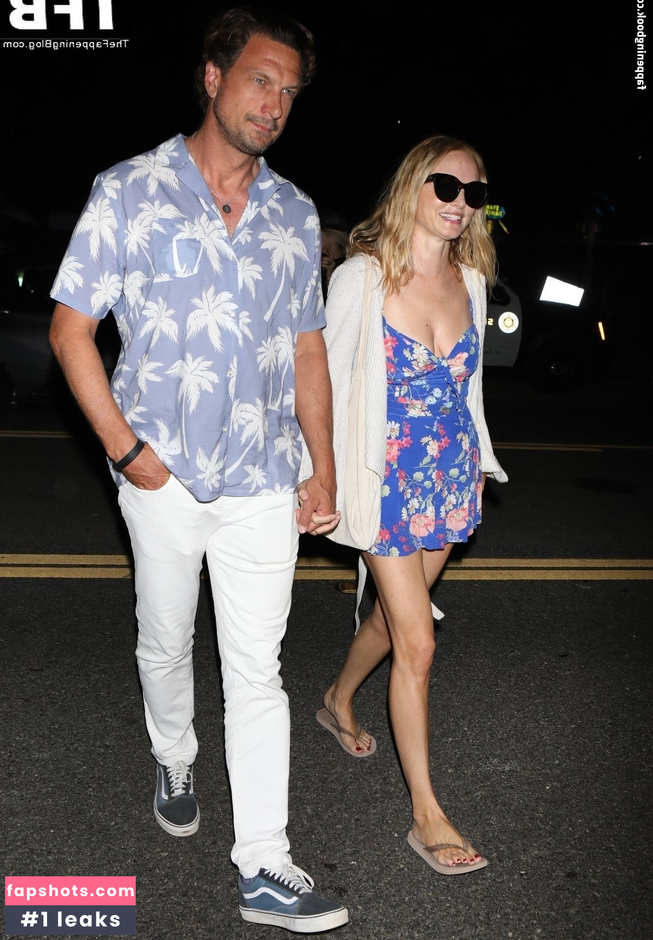 Heather Graham gallery photo #148