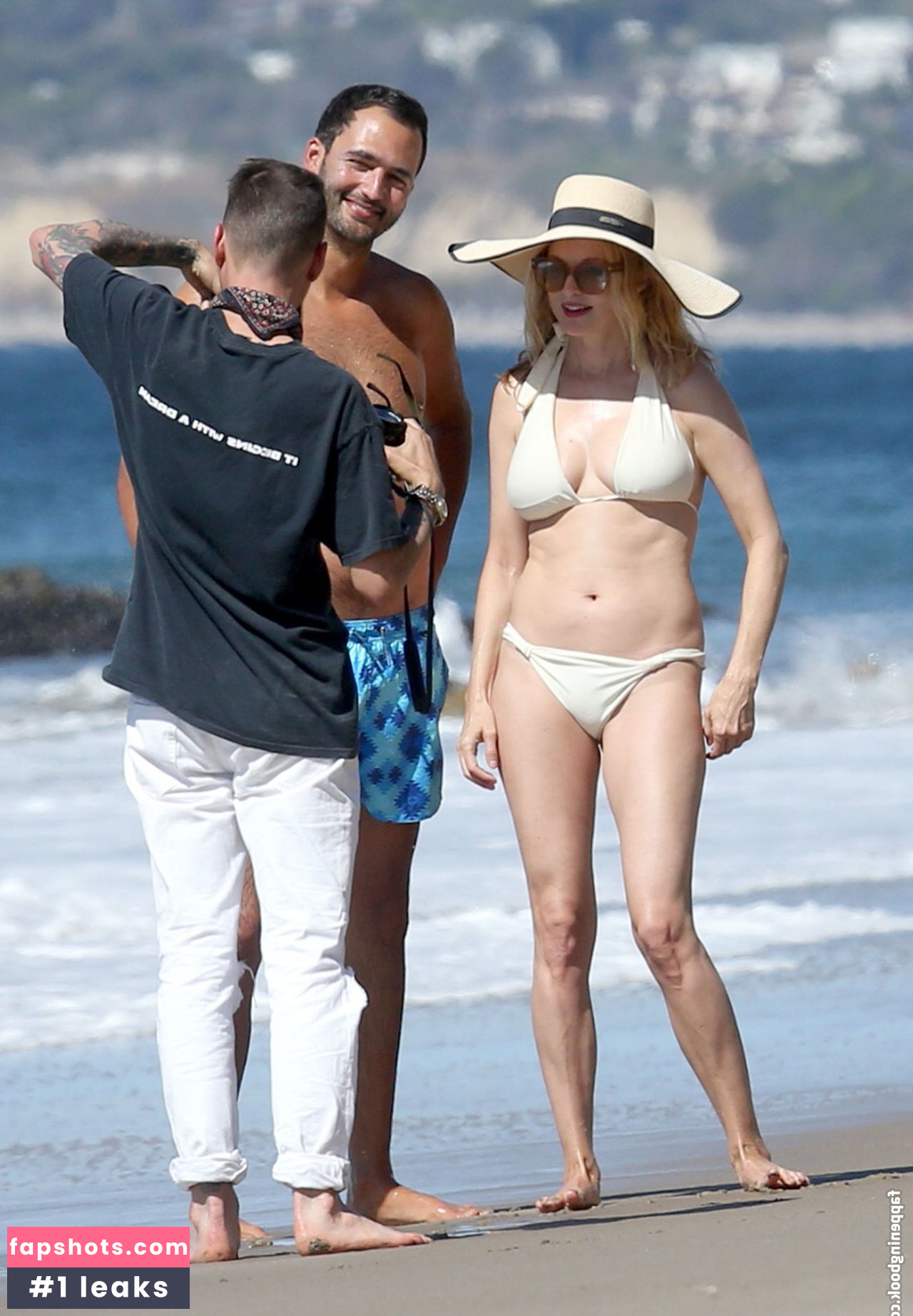 Heather Graham gallery photo #200