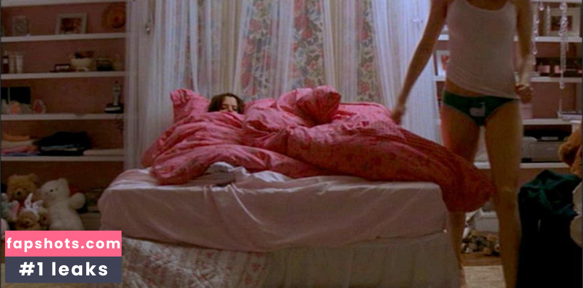 Heather Graham gallery photo #228