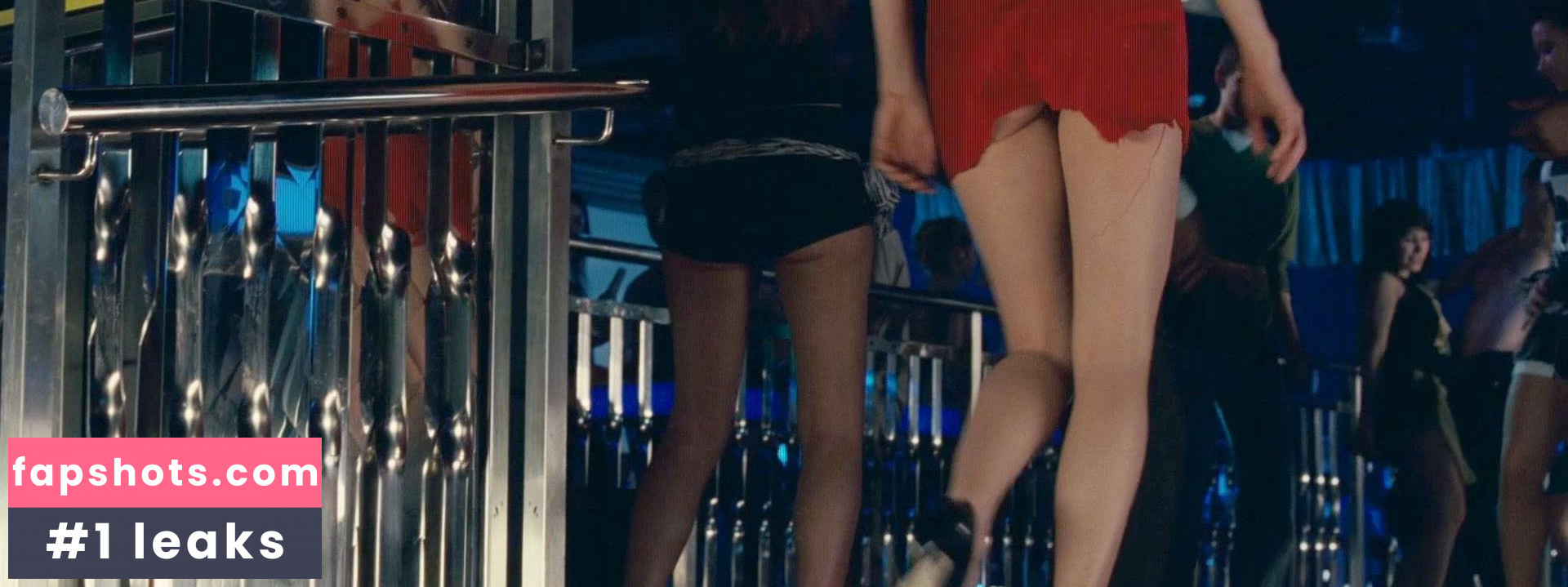 Heather Graham gallery photo #233