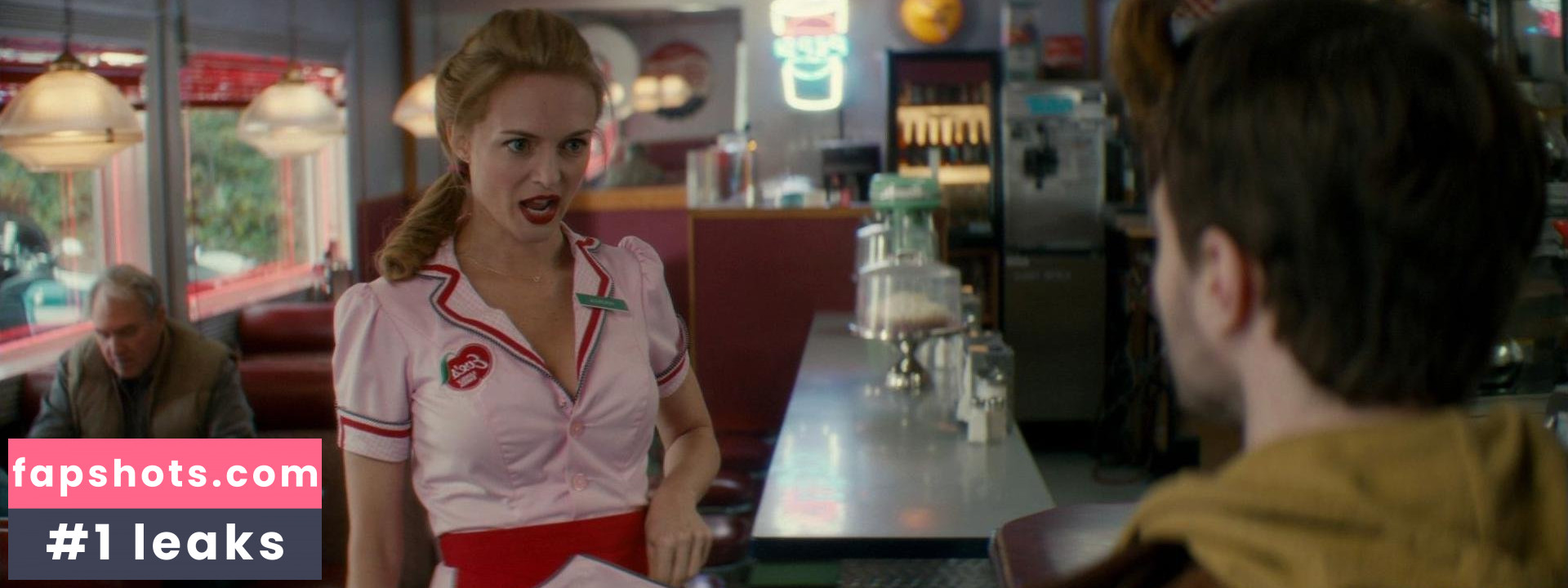 Heather Graham gallery photo #239