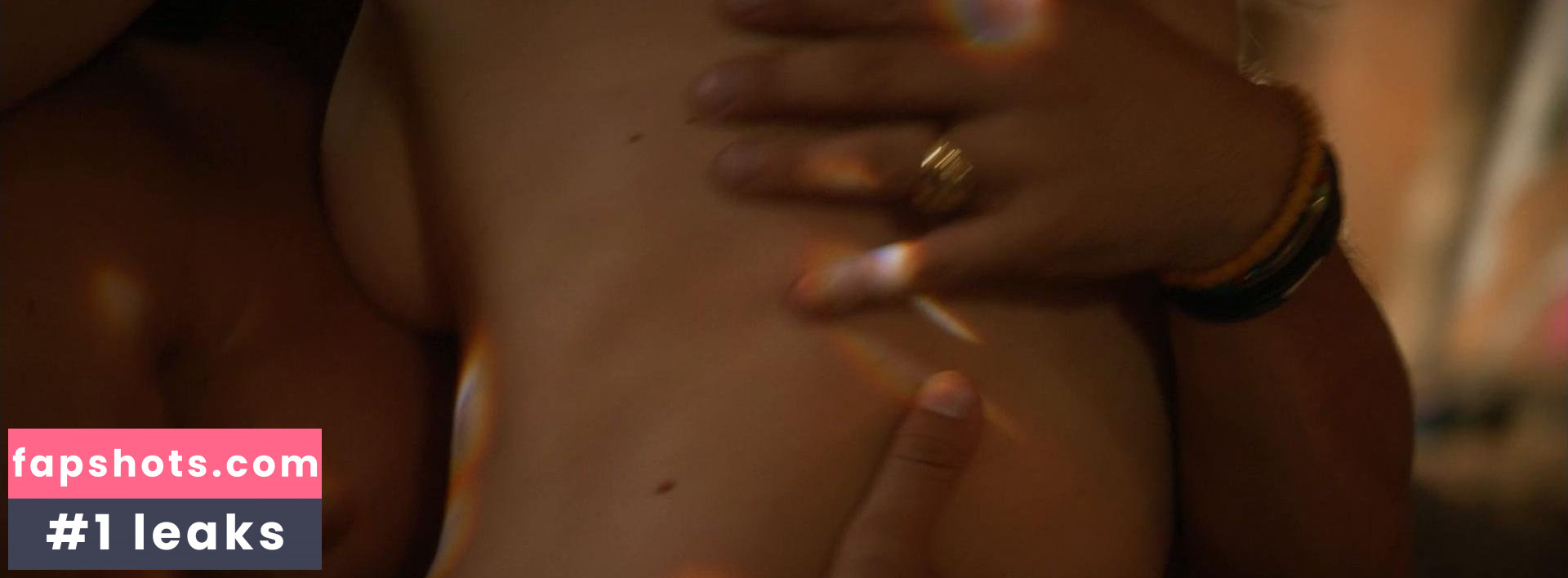 Heather Graham gallery photo #245