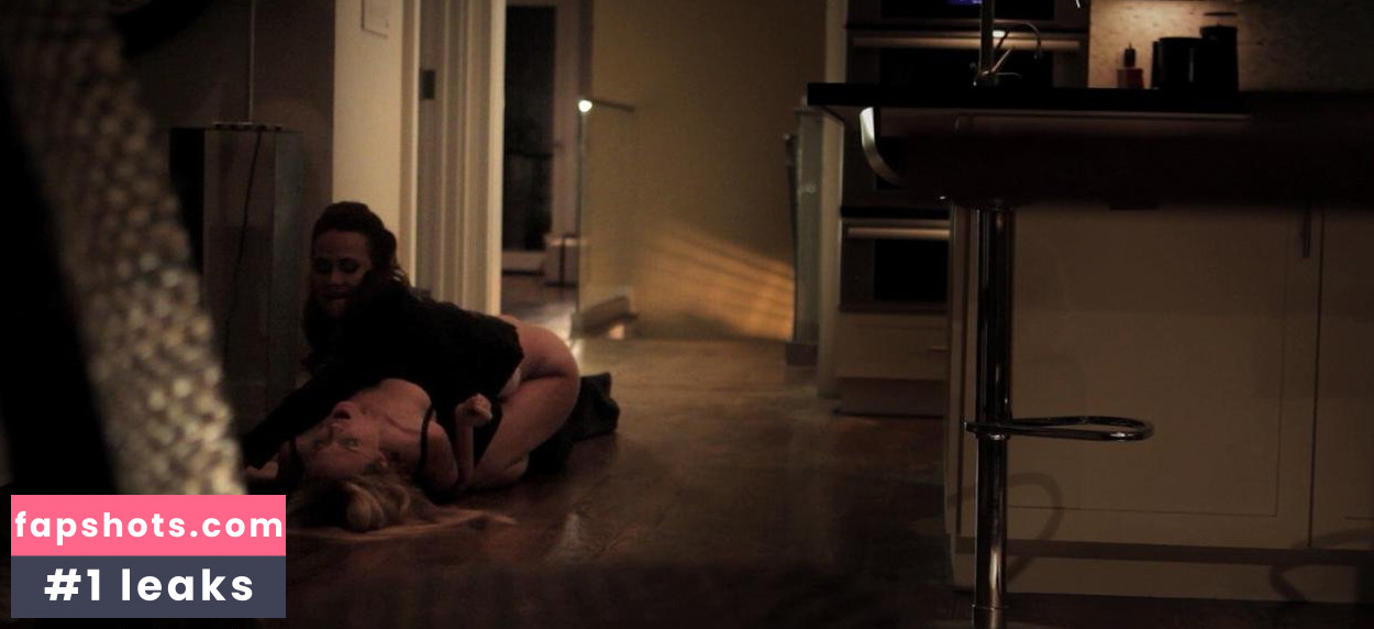 Heather Graham gallery photo #259