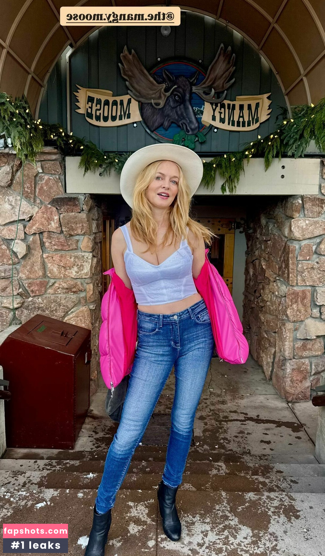 Heather Graham gallery photo #60