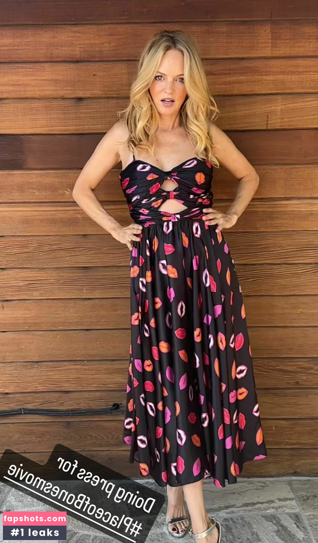 Heather Graham gallery photo #83