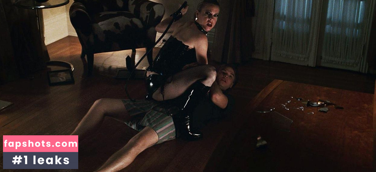 Heather Marie Marsden gallery photo #2