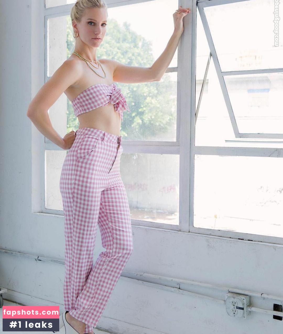 Heather Morris gallery photo #48