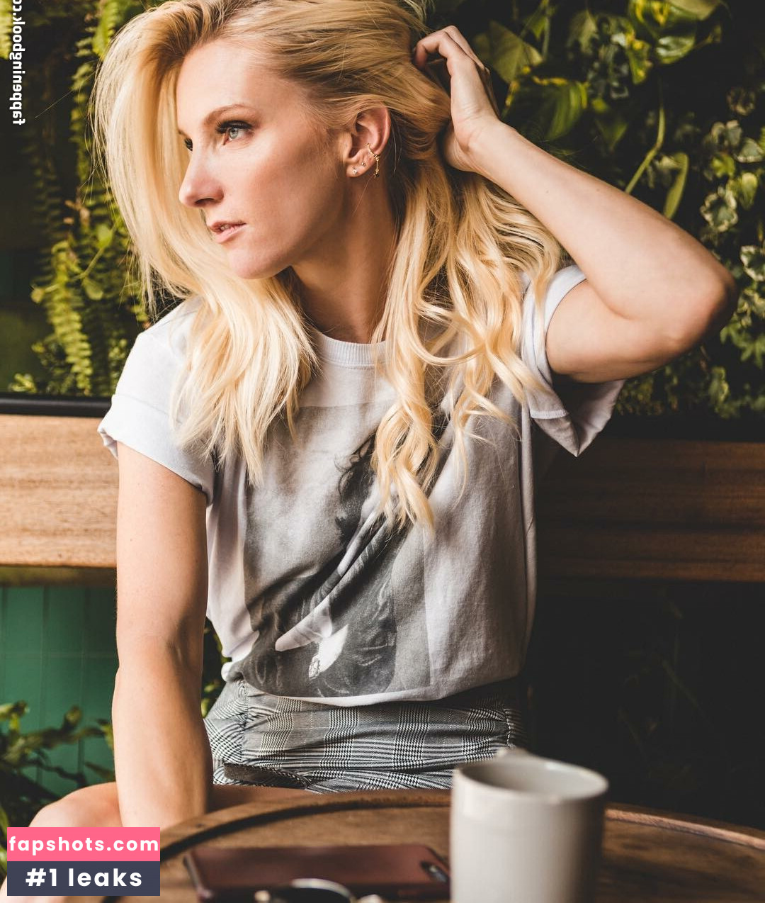 Heather Morris gallery photo #50