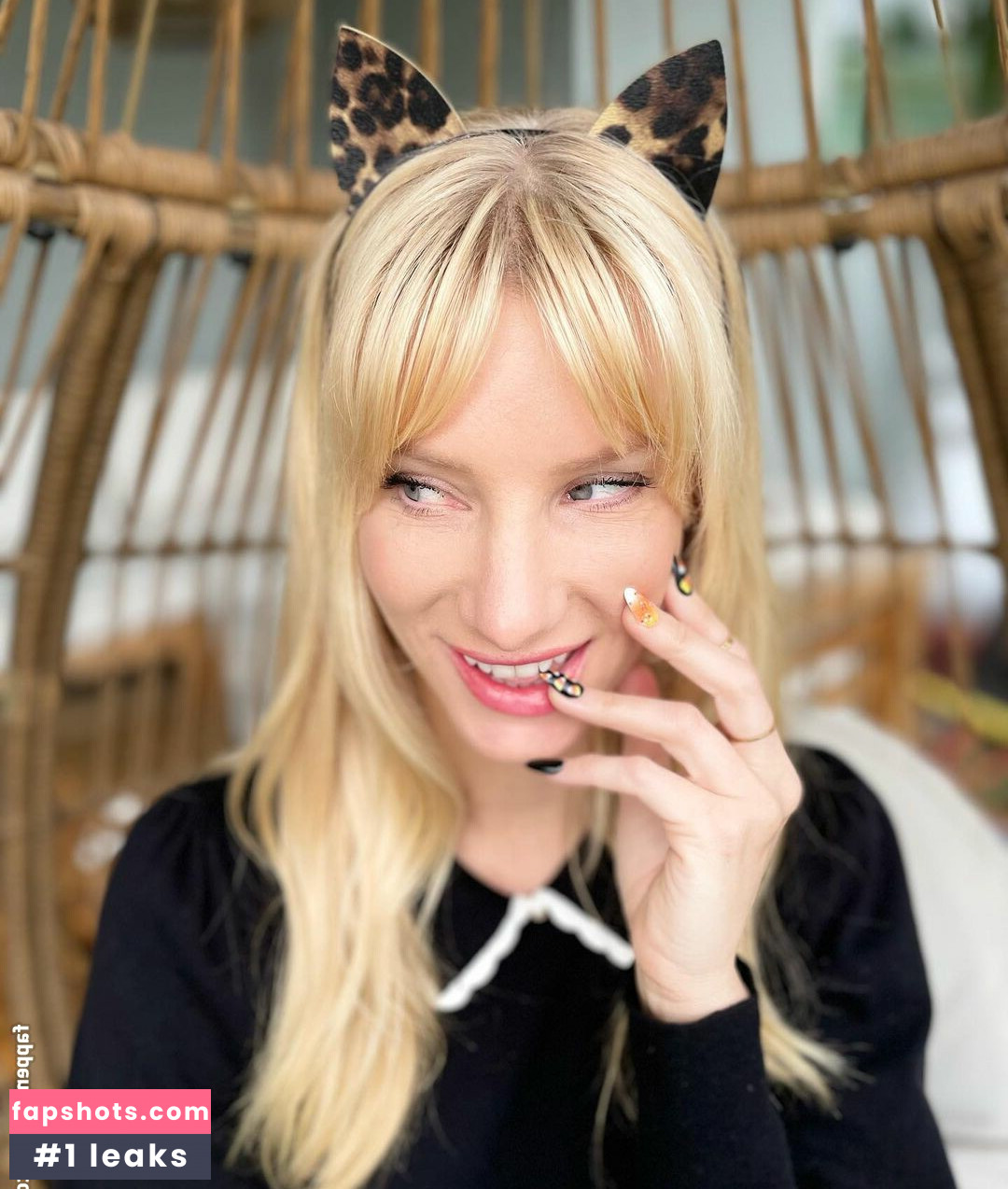 Heather Morris gallery photo #51