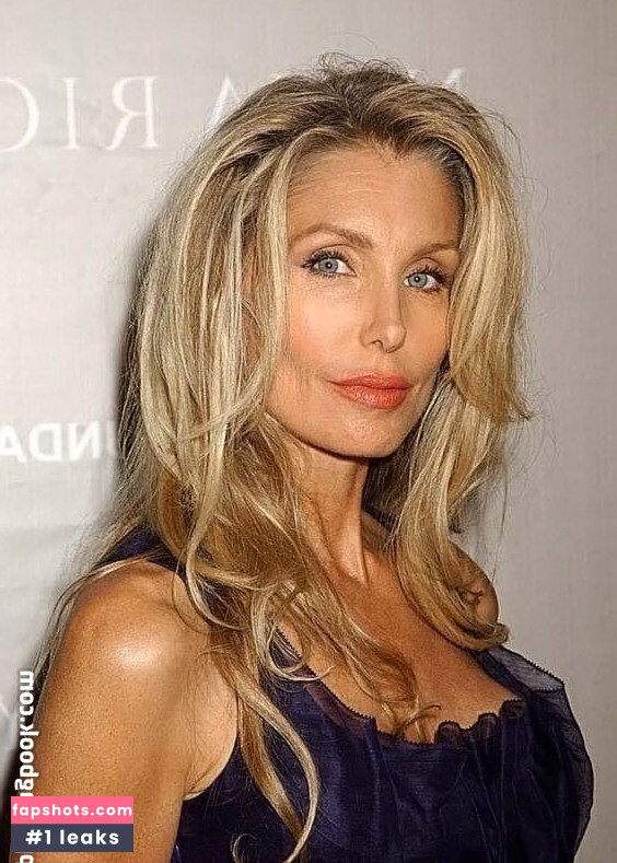 Heather Thomas gallery photo #97