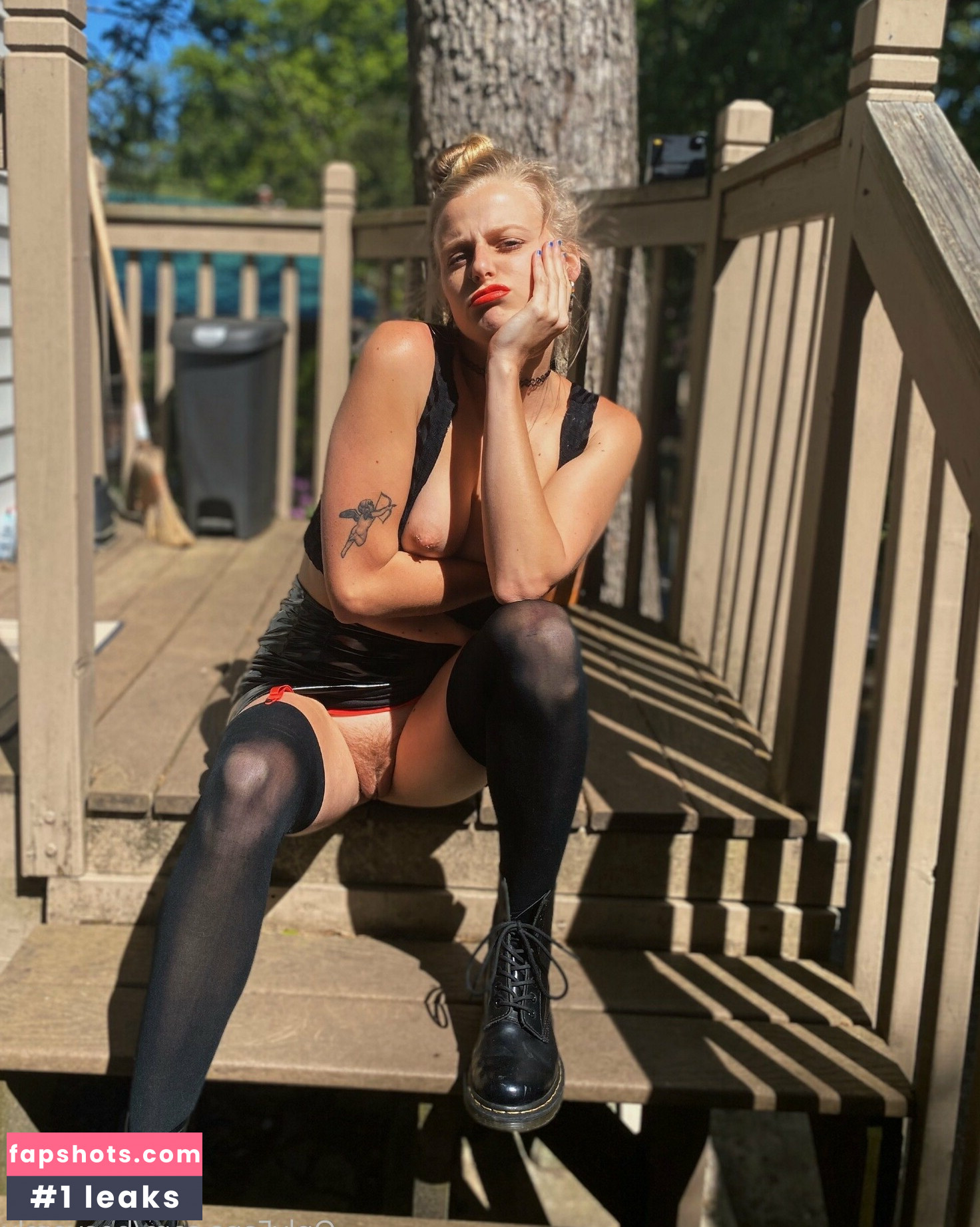 Heavemlysworld gallery photo #4