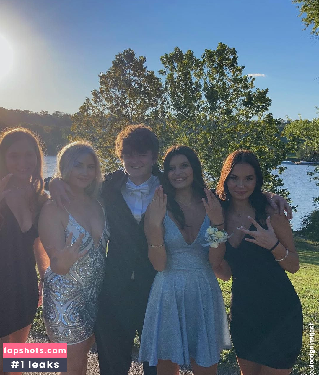 Heavenly gallery photo #6