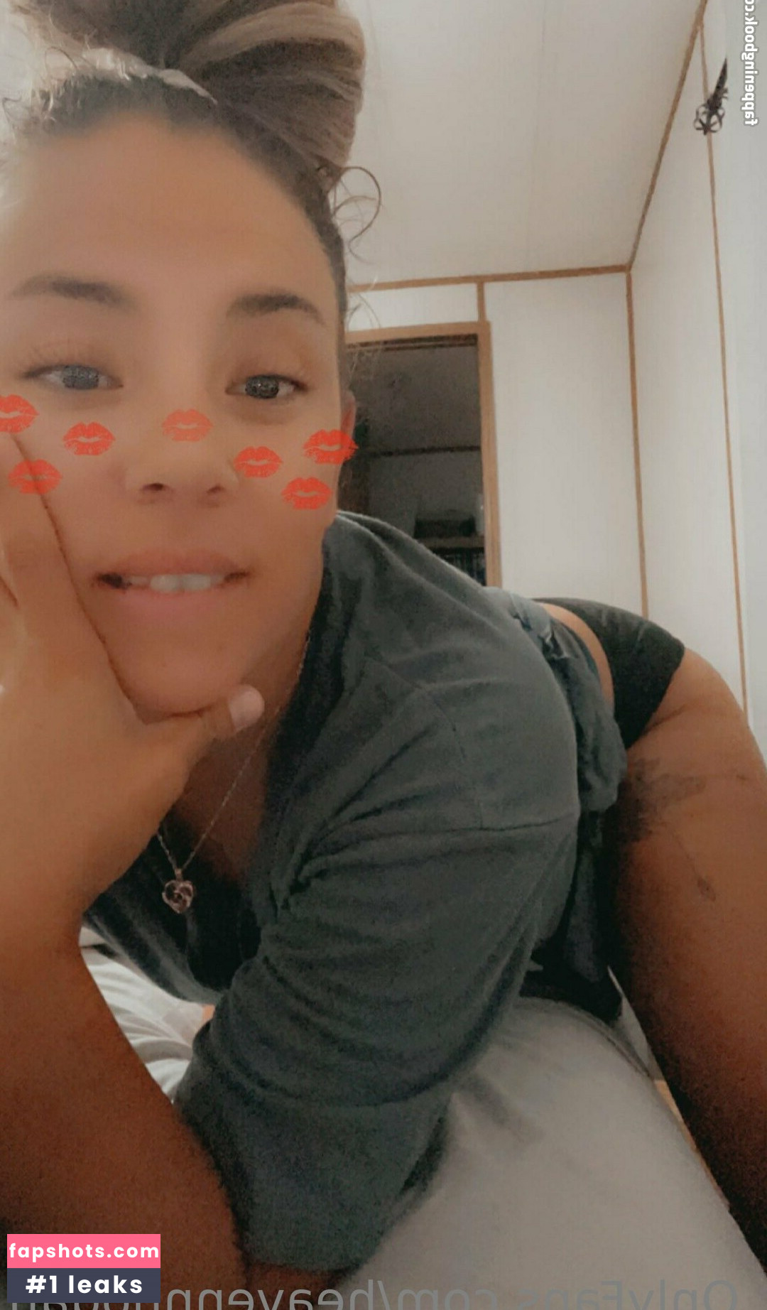 heavennhogan nude babe gallery