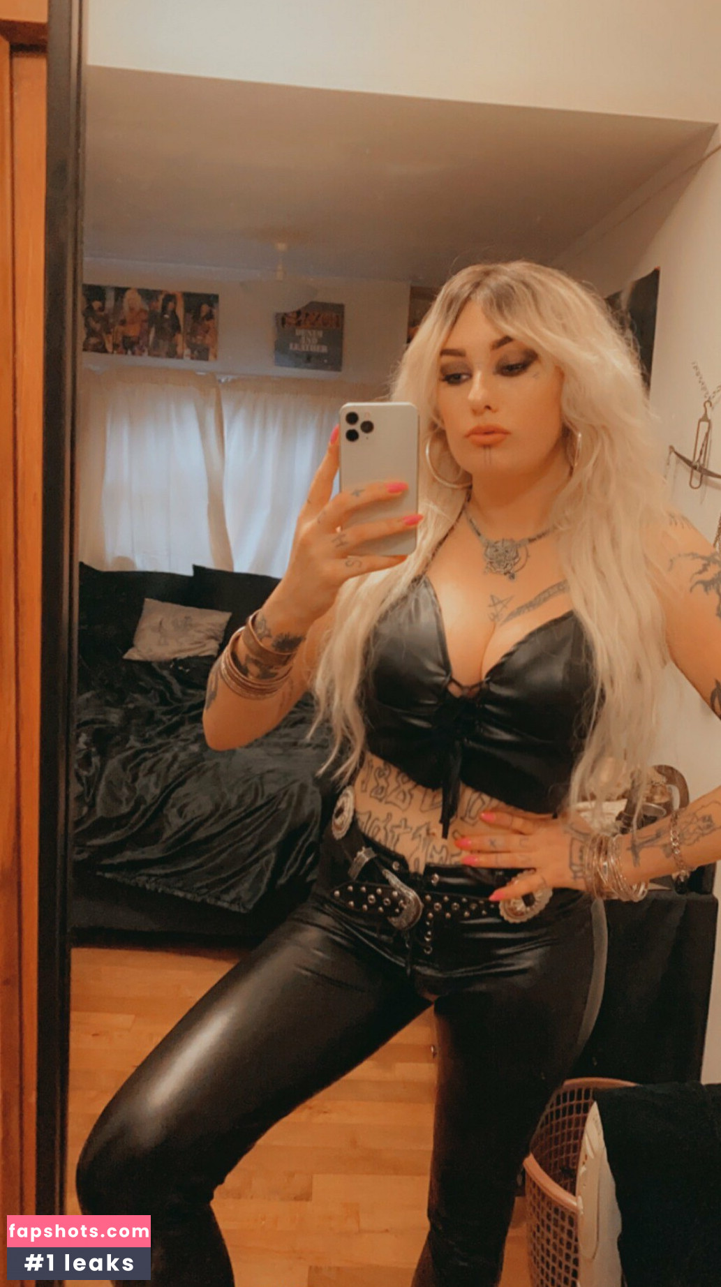 Heavymetalvixen gallery photo #12