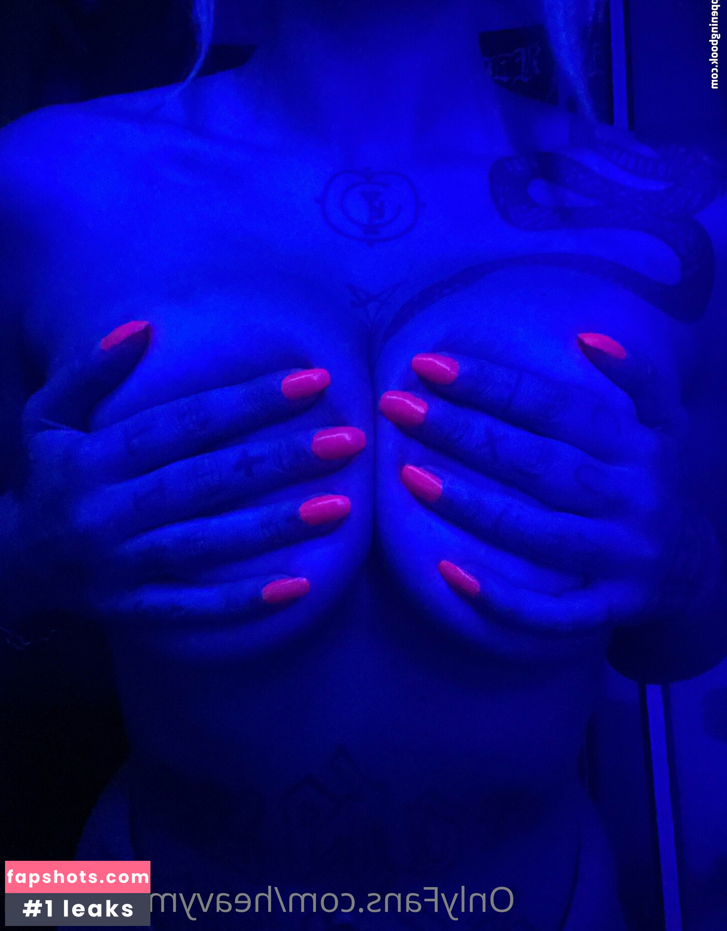 Heavymetalvixen gallery photo #19