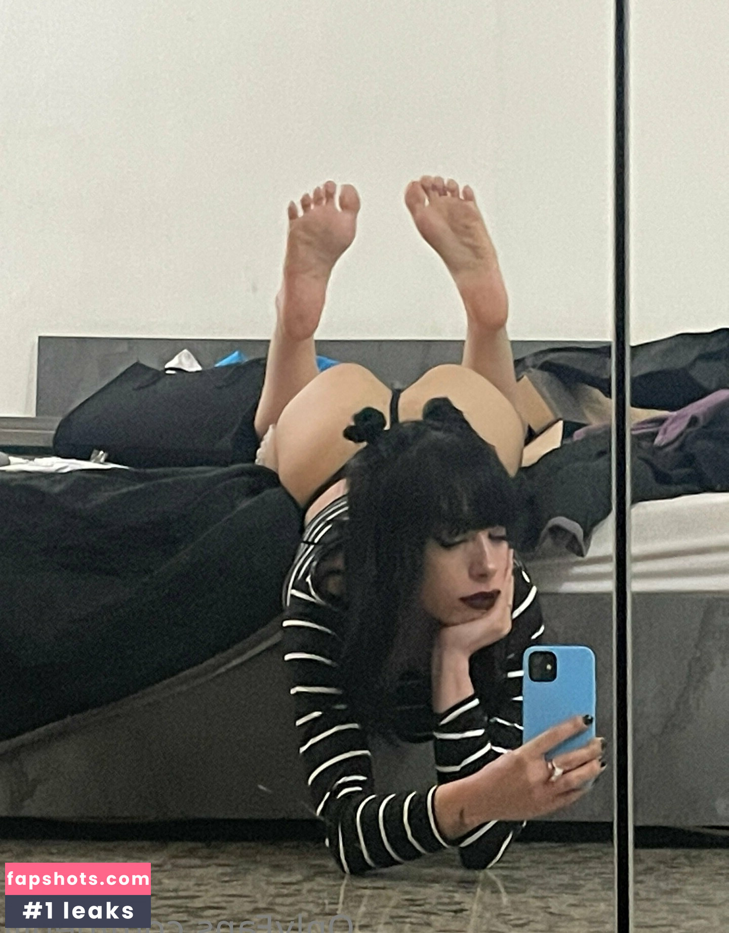 hebiii gallery photo #4