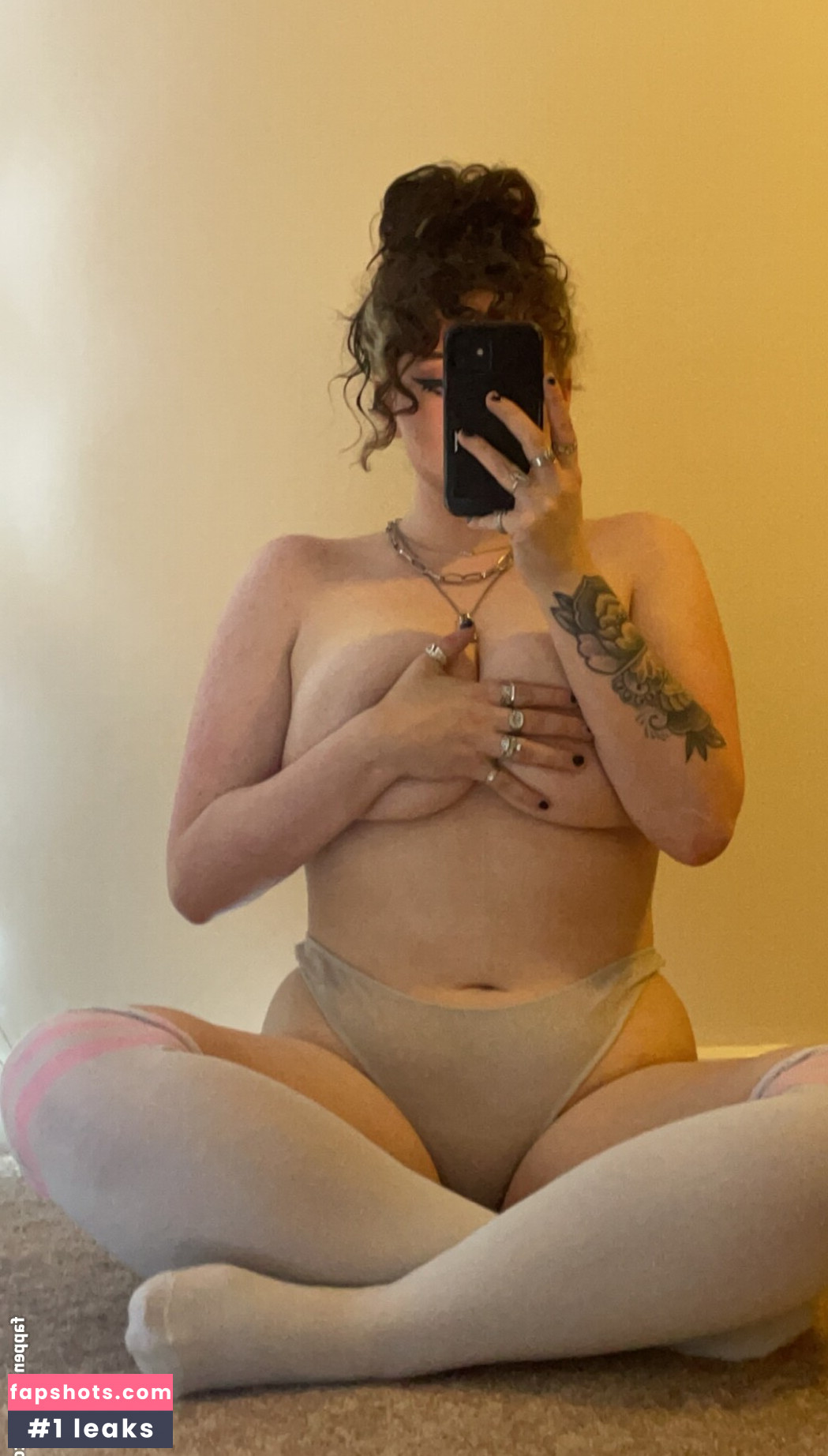 HeckSnekx gallery photo #26