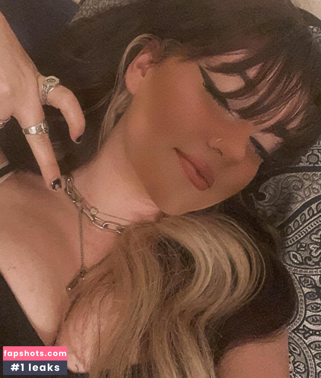 HeckSnekx gallery photo #10