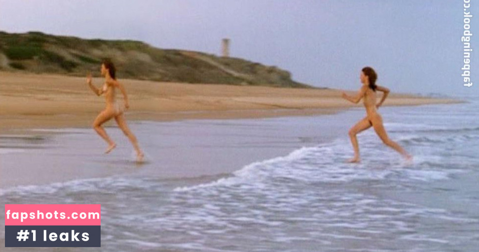 Hedy Burress gallery photo #6