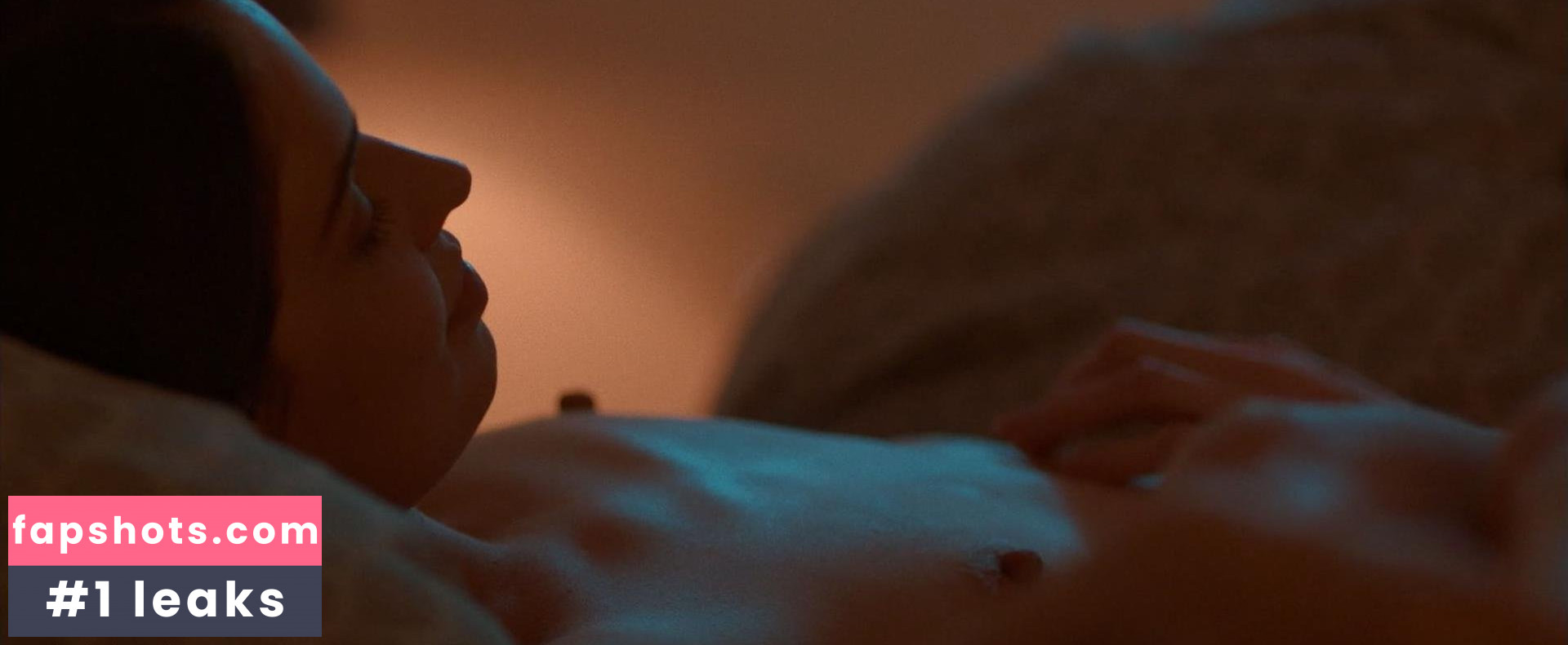 Heida Reed gallery photo #23