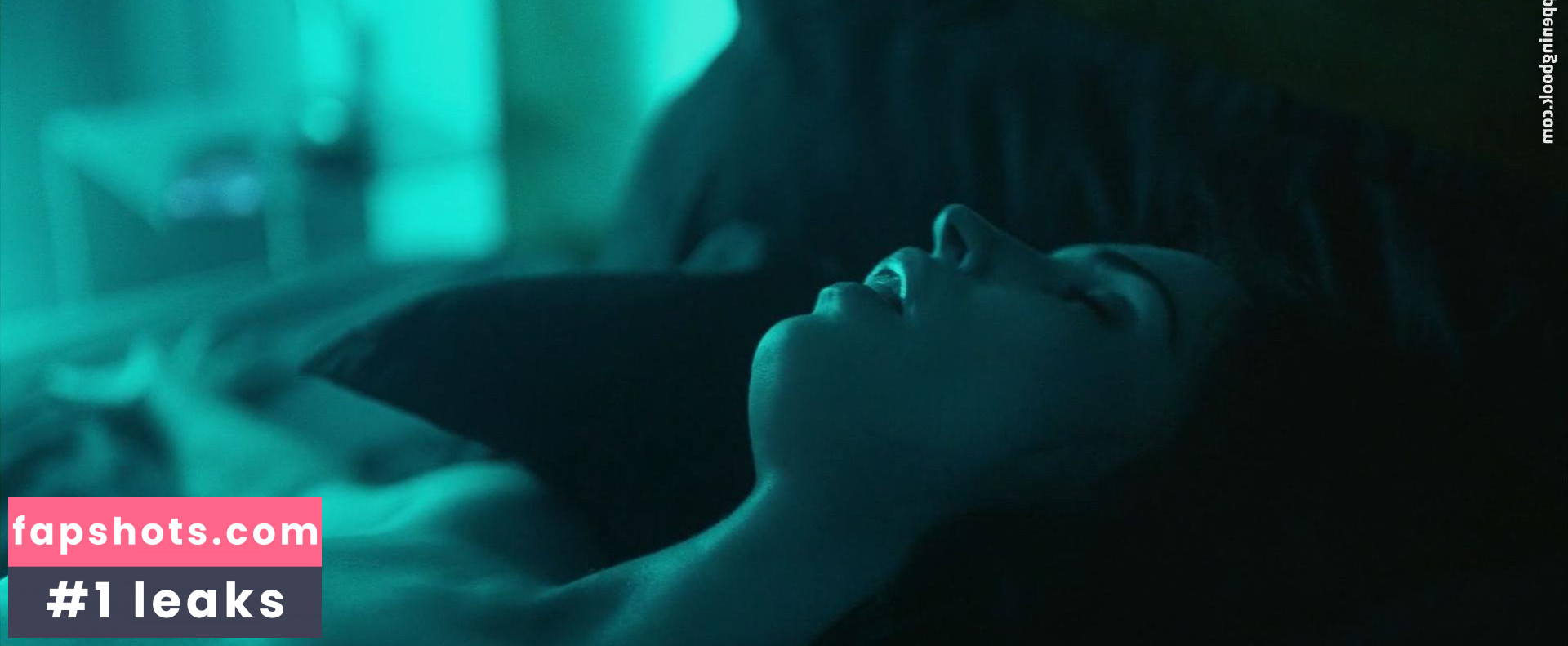 Heida Reed gallery photo #8