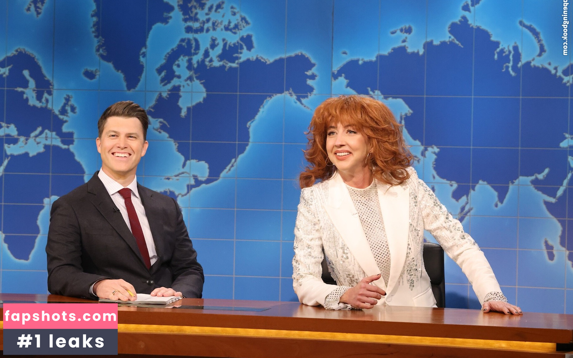 Heidi Gardner gallery photo #12