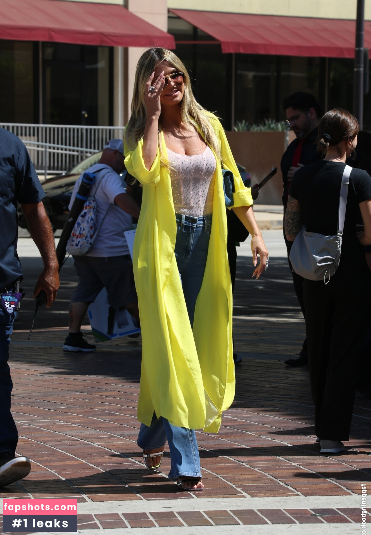 Heidi Klum gallery photo #325