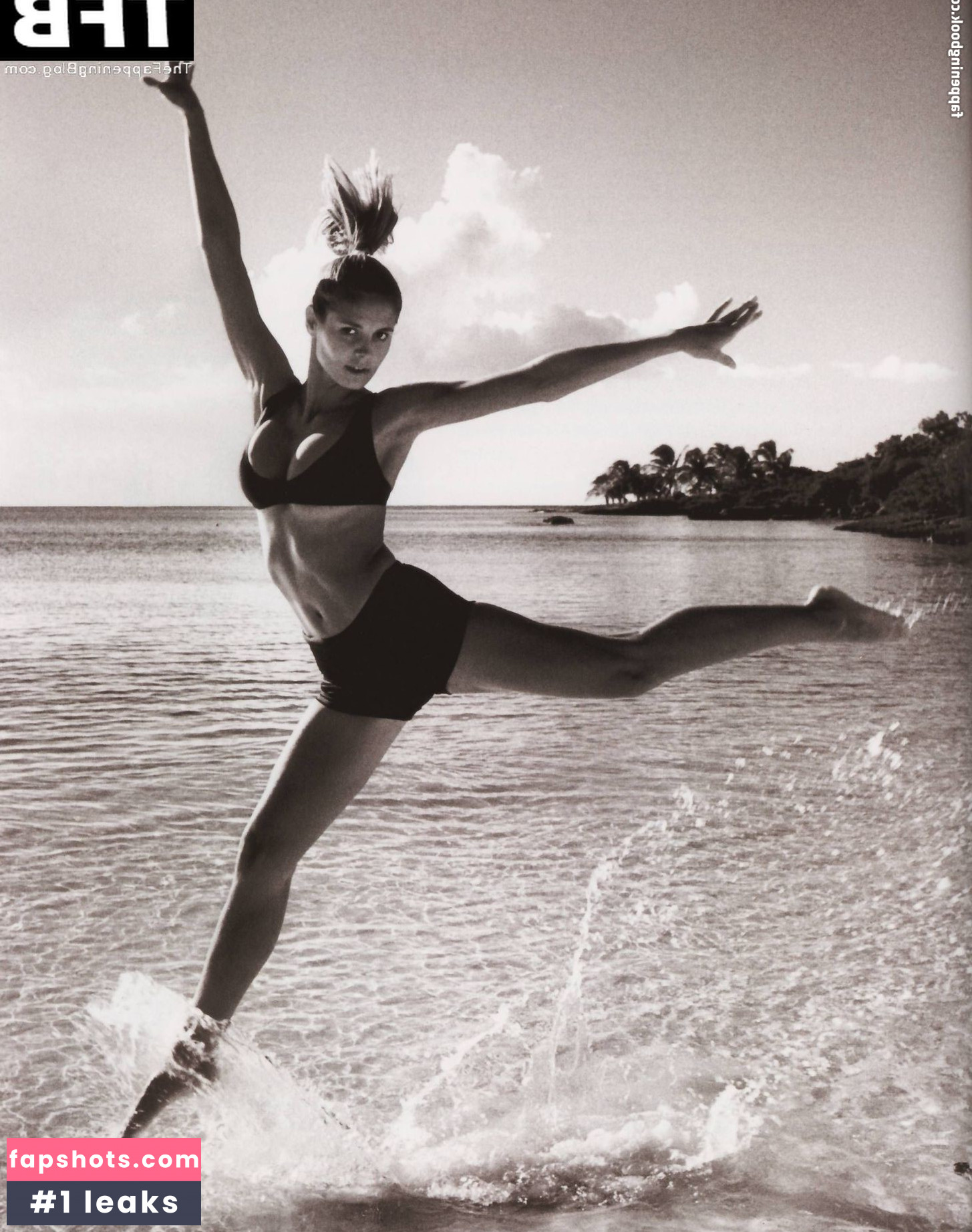 Heidi Klum gallery photo #3333