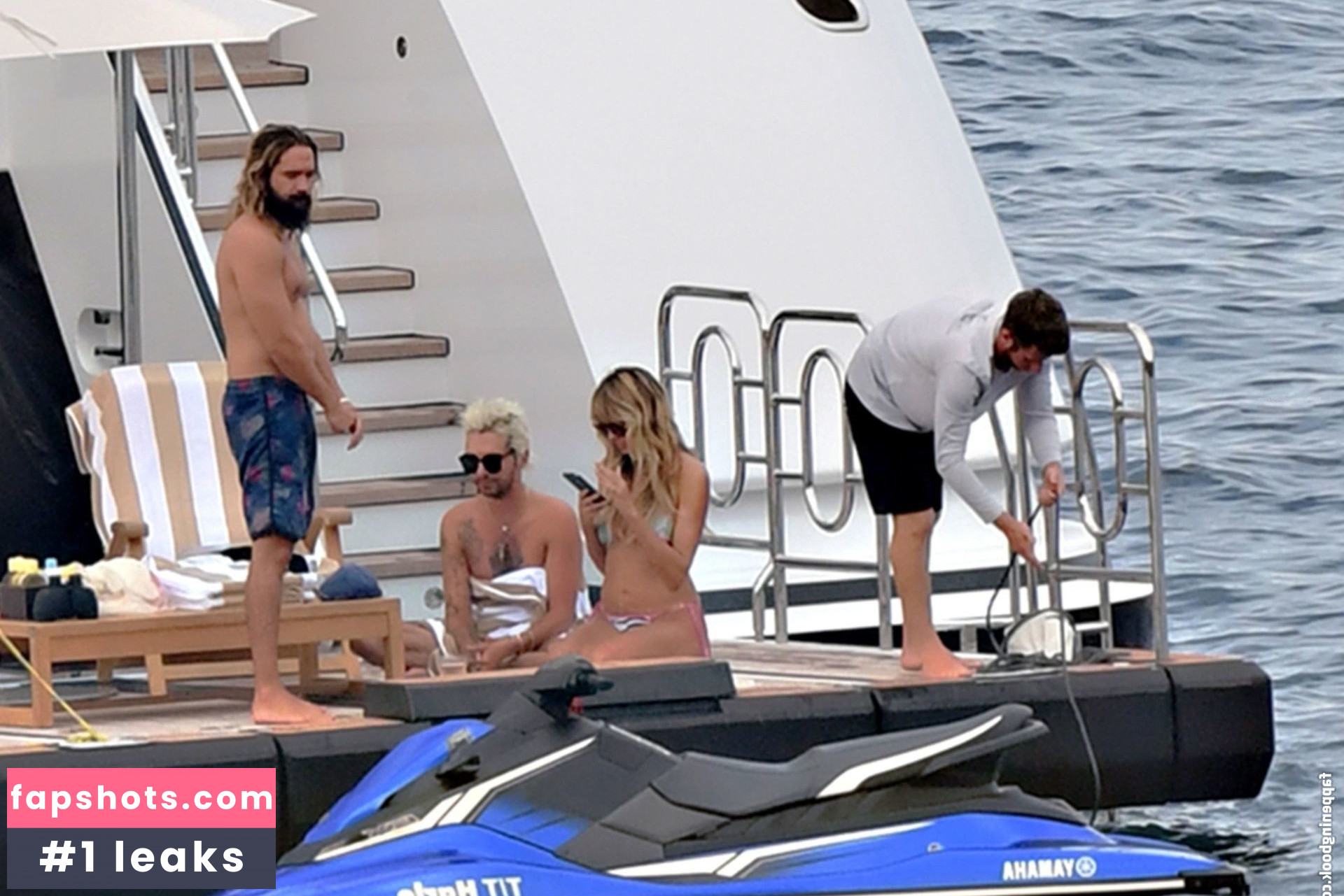 Heidi Klum gallery photo #3700