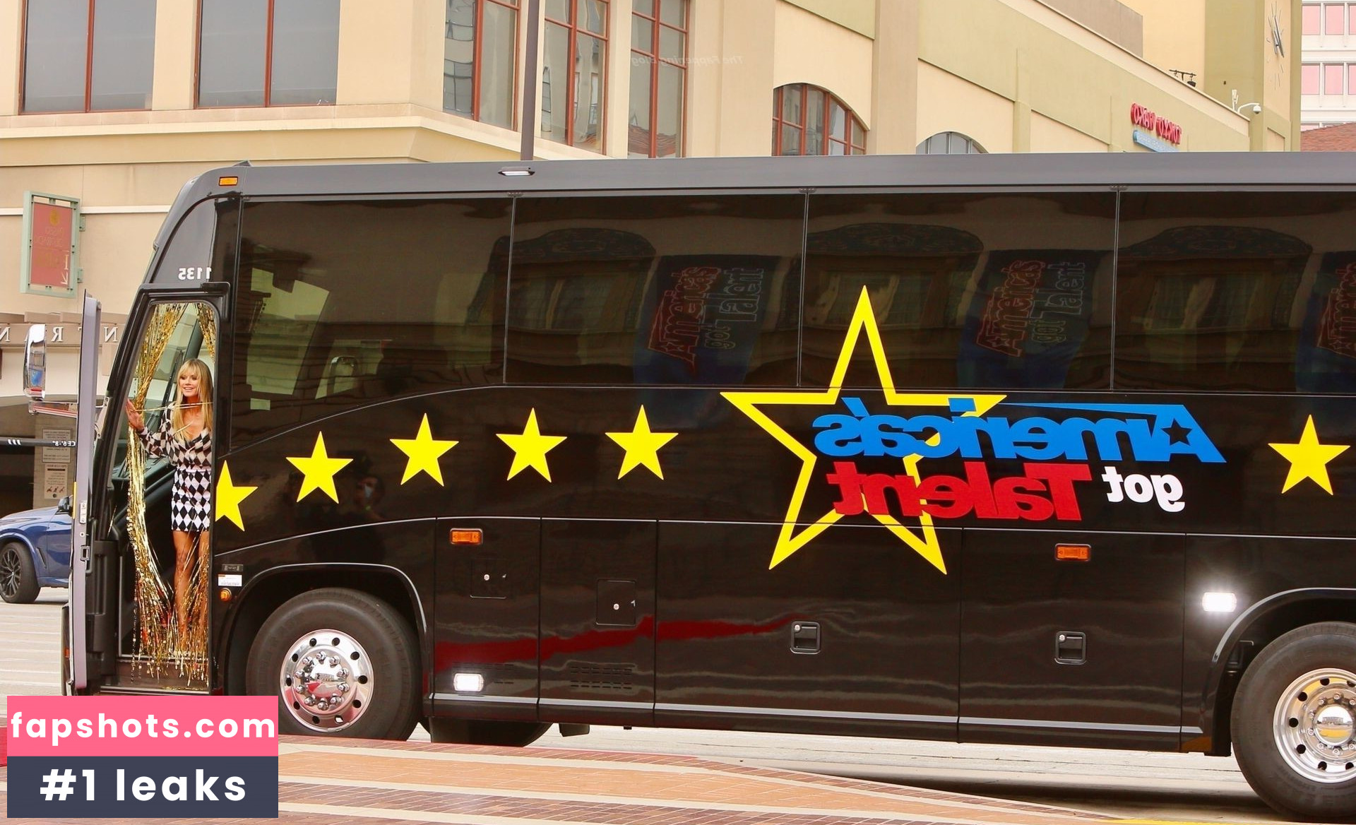 Heidi Klum Nude Leaks OnlyFans Photos #4275 - LeakJerk