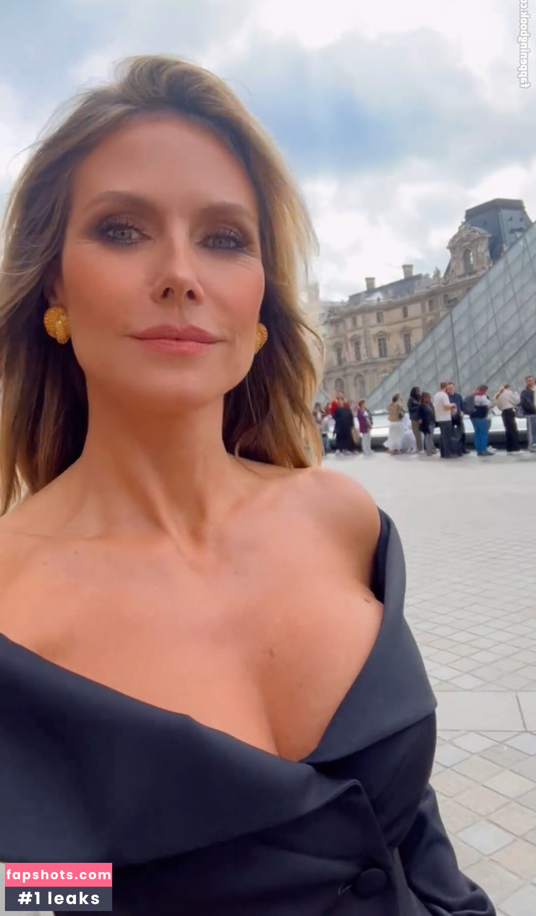 Heidi Klum gallery photo #431