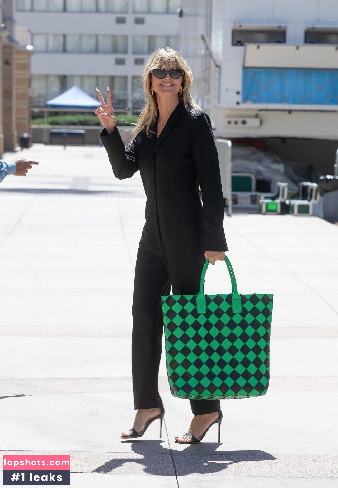 Heidi Klum Nude Leaks OnlyFans Photos #4414 - LeakJerk