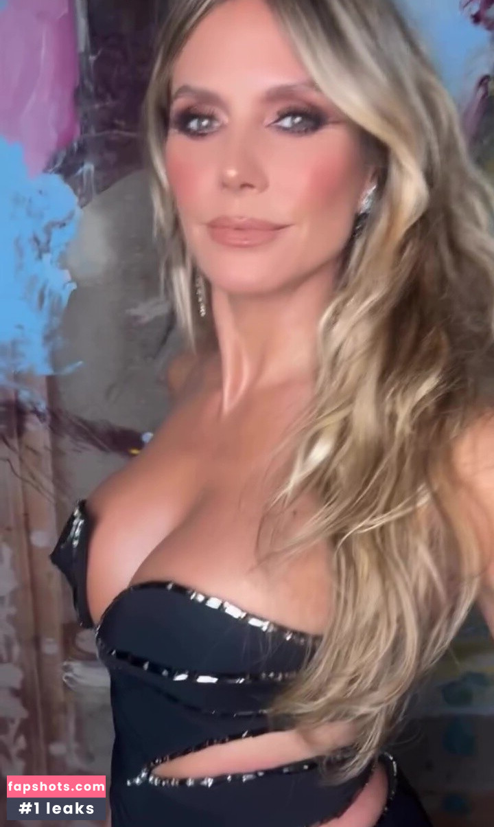 Heidi Klum gallery photo #450