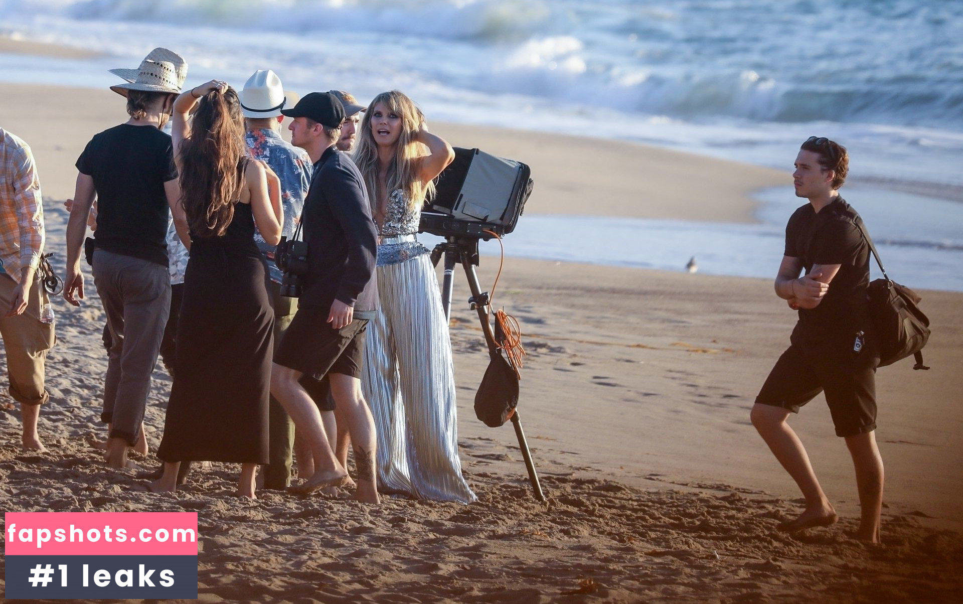 Heidi Klum Nude Leaks OnlyFans Photos #4629 - LeakJerk