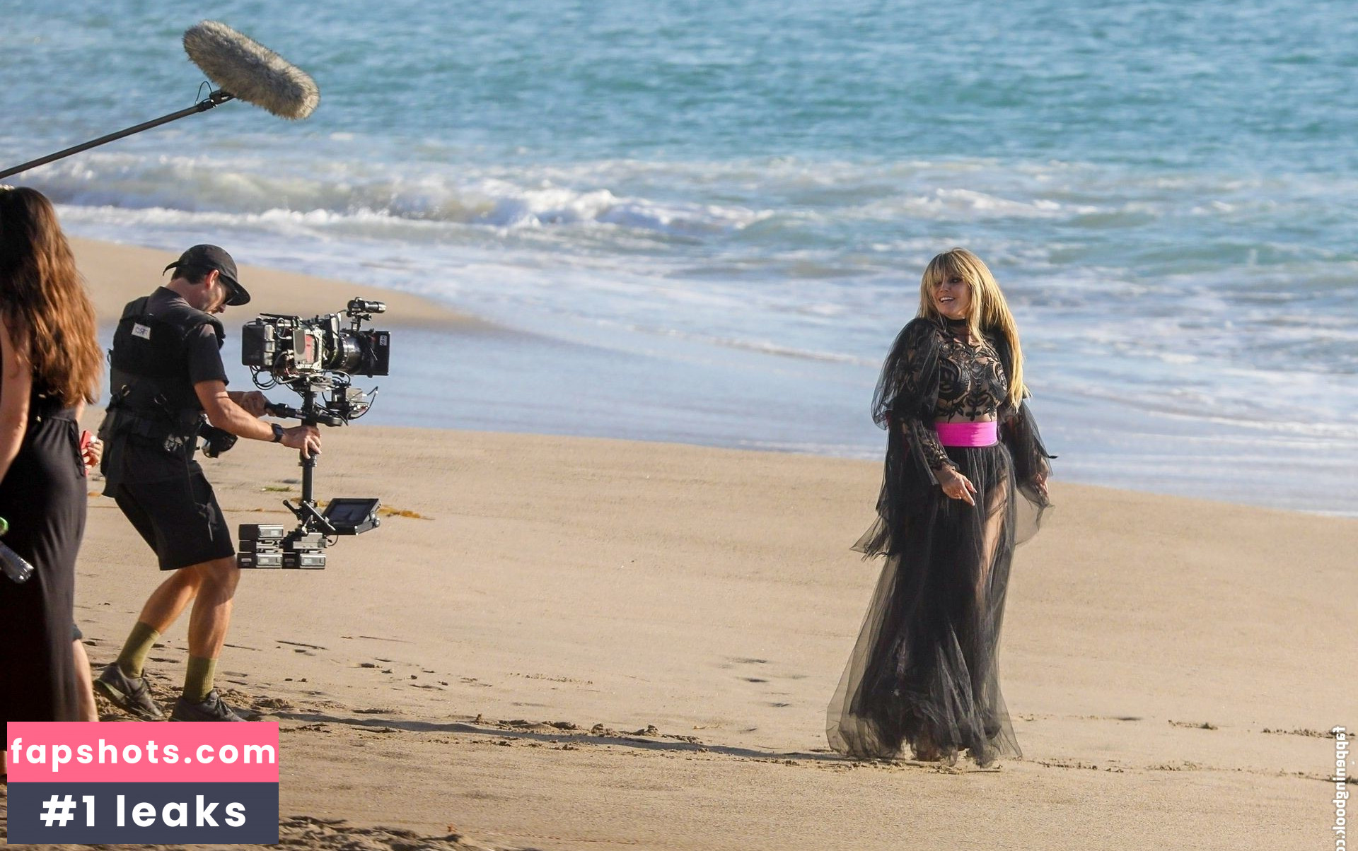 Heidi Klum Nude Leaks OnlyFans Photos #4653 - LeakJerk