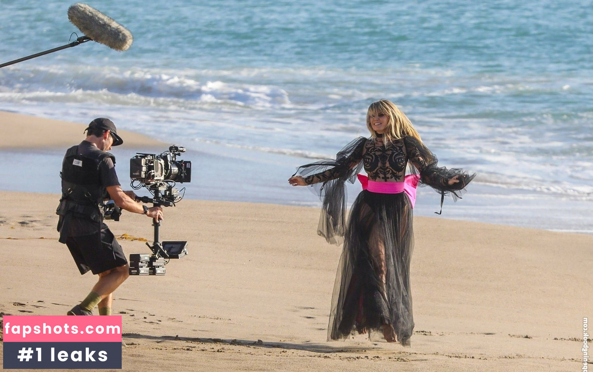 Heidi Klum Nude Leaks OnlyFans Photos #4654 - LeakJerk