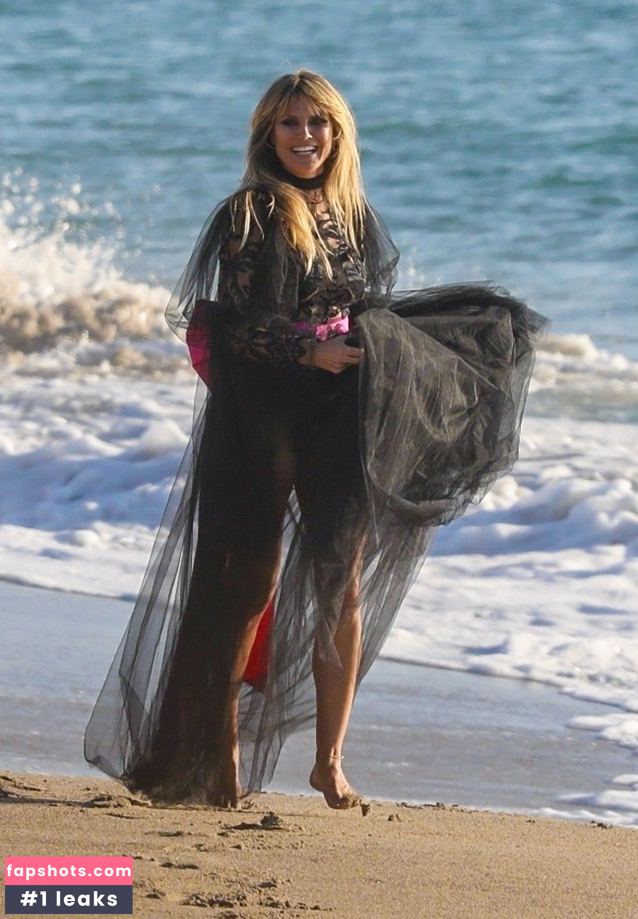 Heidi Klum Nude Leaks OnlyFans Photos #4677 - LeakJerk